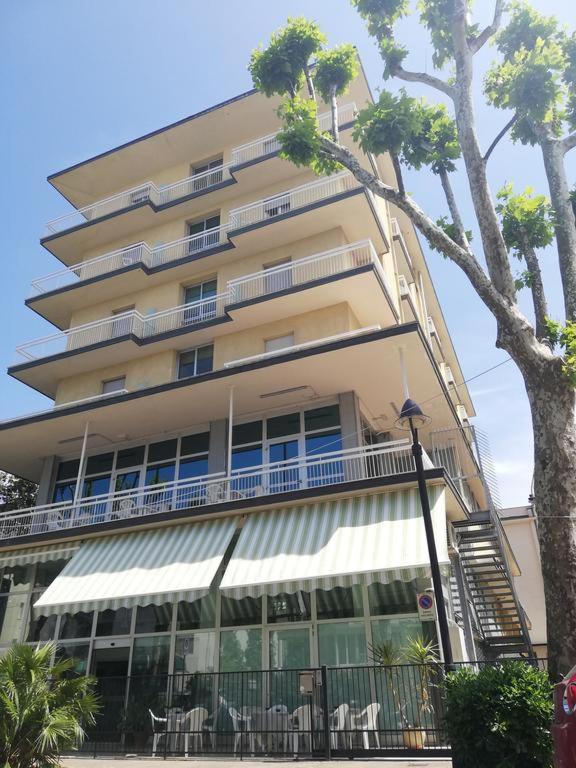 Hotel Concordia Palace リミニ エクステリア 写真
